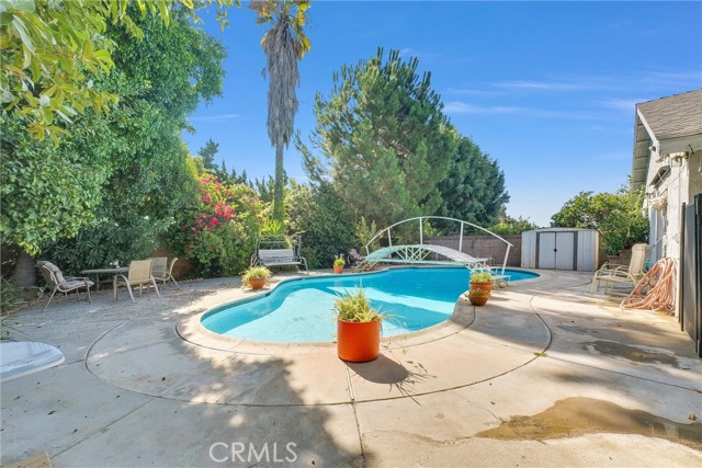 6765 Jadeite Avenue, Rancho Cucamonga CA: https://media.crmls.org/medias/a38b8554-a5ef-4616-963b-9f07fac300a7.jpg