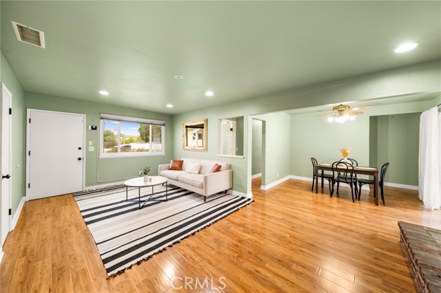 11692 Poes Street, Anaheim CA: https://media.crmls.org/medias/a38bad47-e2fd-4df5-95c2-dc38602b6de1.jpg