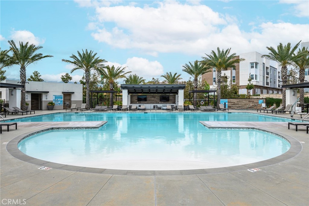 MLS #CV25244633 image #19