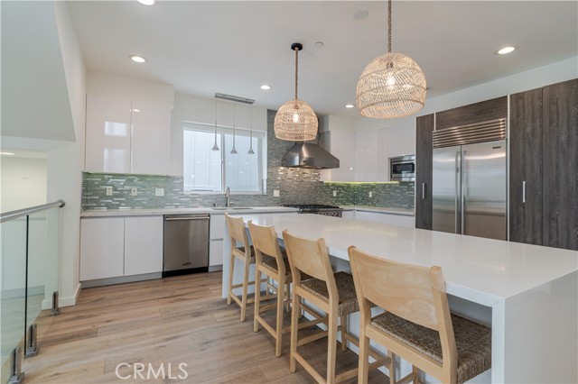Detail Gallery Image 32 of 72 For 500 N Lucia Ave, Redondo Beach,  CA 90277 - 4 Beds | 5 Baths