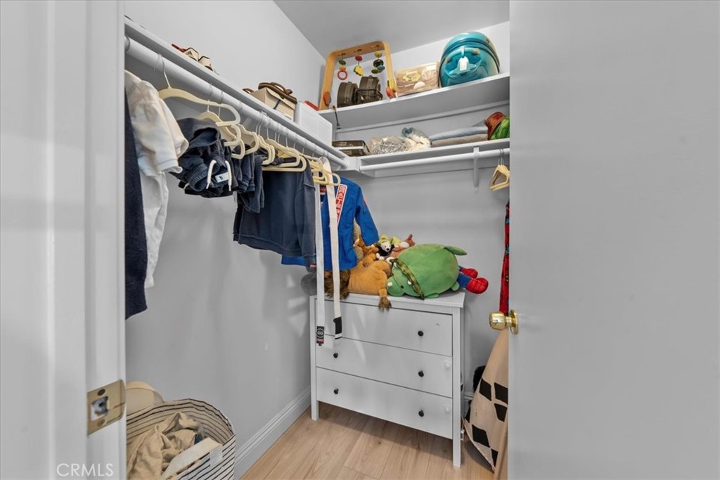 https://media.crmls.org/medias/a38ce15f-d640-439b-9489-254823a07600.jpg?preset=X-Large