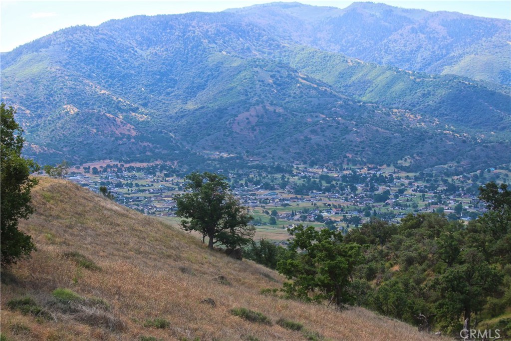 https://media.crmls.org/medias/a38d2306-03b9-4a68-a4a8-e6a45a4628d2.jpg?preset=X-Large