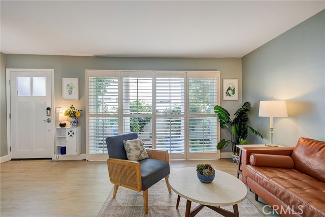 2112 Warfield Avenue, Redondo Beach, California 90278, 2 Bedrooms Bedrooms, ,2 BathroomsBathrooms,Residential,Sold,Warfield,SB23170647