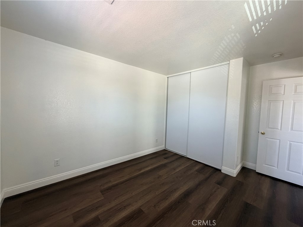 https://media.crmls.org/medias/a38d93cc-3643-403f-8da5-9d2107e6bac0.jpg?preset=X-Large