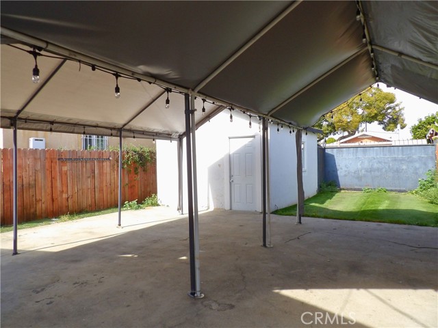 Detail Gallery Image 14 of 17 For 1537 W 60th, Los Angeles,  CA 90047 - 2 Beds | 1 Baths