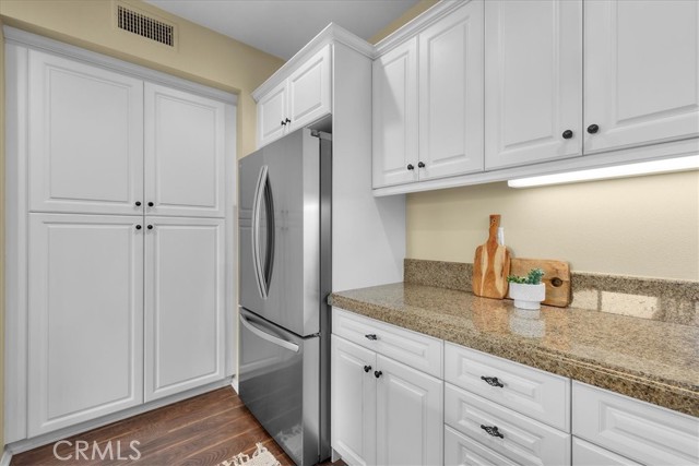 Detail Gallery Image 10 of 44 For 1800 Oak St #625,  Torrance,  CA 90501 - 2 Beds | 2/1 Baths