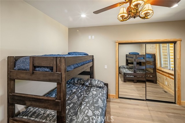 1658 Tuolumne Road, Big Bear City CA: https://media.crmls.org/medias/a38ebc87-6bbe-4cbb-a49e-759cb531fb35.jpg