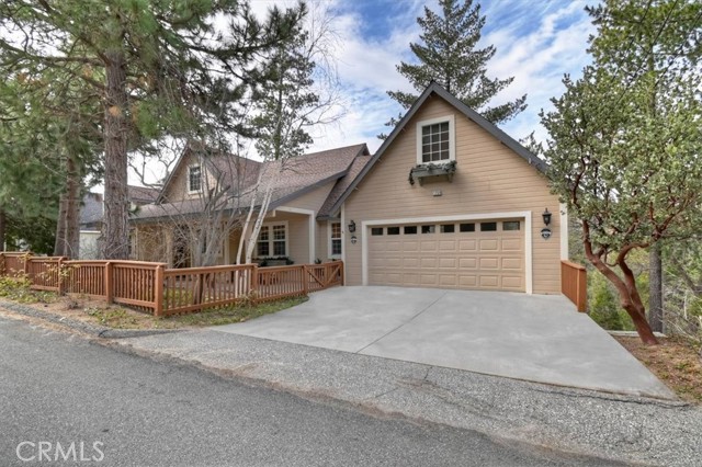 Detail Gallery Image 2 of 53 For 1254 Calgary, Lake Arrowhead,  CA 92352 - 4 Beds | 3/1 Baths