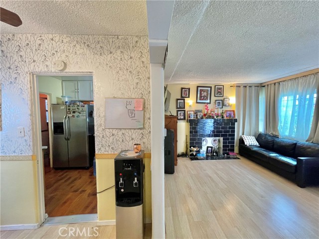 Detail Gallery Image 10 of 27 For 2609 Hyde Park Bld, Los Angeles,  CA 90043 - 2 Beds | 1 Baths