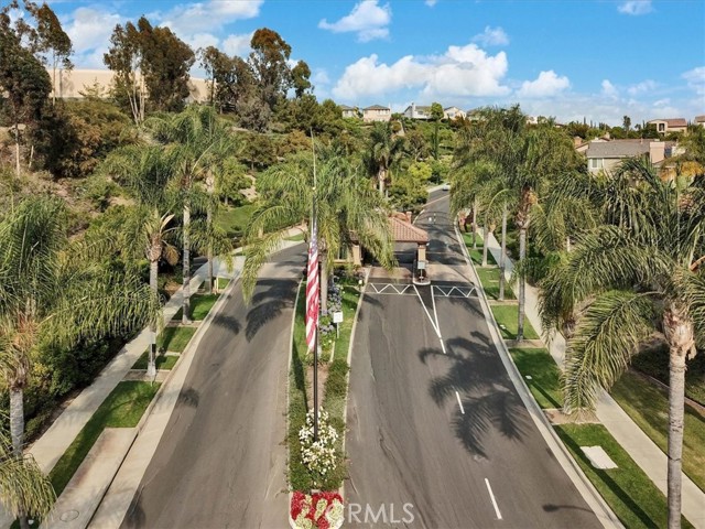 27585 Rosebud Way, Laguna Niguel CA: https://media.crmls.org/medias/a391206b-41aa-414a-b4c0-615e1d2903ba.jpg