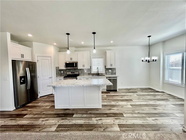 Detail Gallery Image 4 of 27 For 1536 S State St #28,  Hemet,  CA 92543 - 3 Beds | 2 Baths