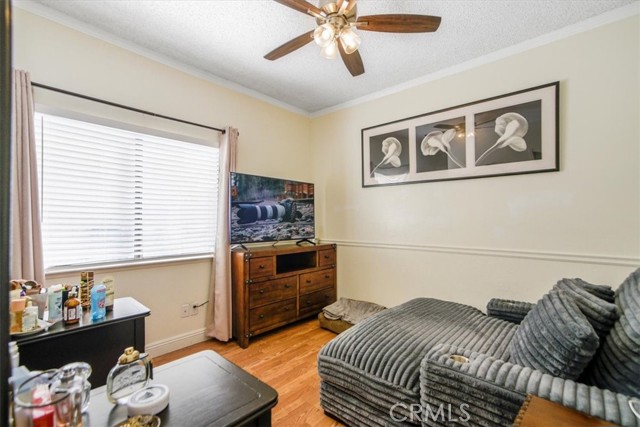 37913 53rd E Street, Palmdale CA: https://media.crmls.org/medias/a391e925-b5ac-4422-a616-bafe124332c8.jpg