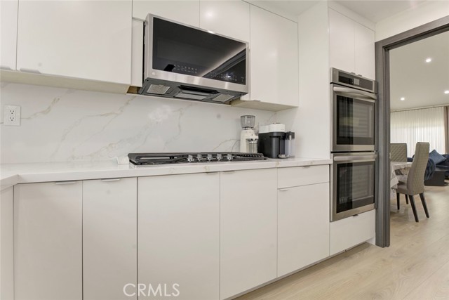 Detail Gallery Image 19 of 63 For 28030 Kenton, Saugus,  CA 91350 - 5 Beds | 3 Baths