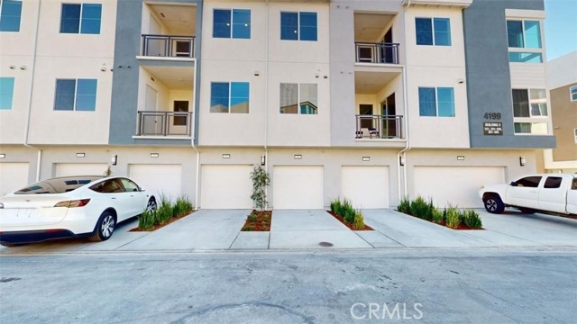 Detail Gallery Image 1 of 26 For 4199 E Circle Paseo #203,  Ontario,  CA 91764 - 1 Beds | 1 Baths