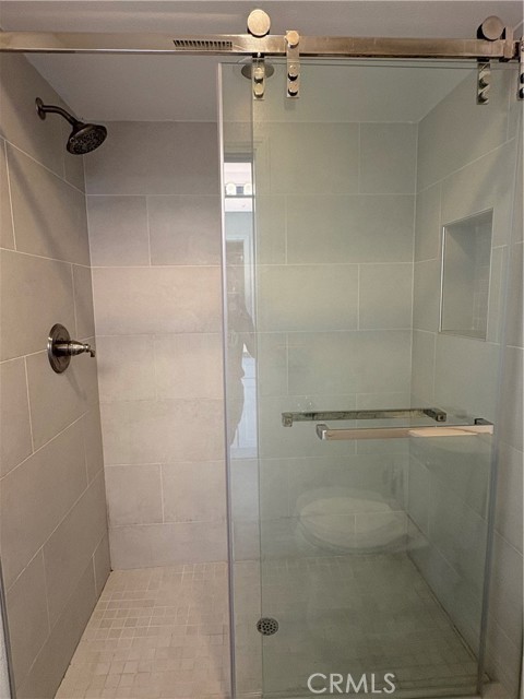 Detail Gallery Image 23 of 27 For 1324 S Swan Loop, Upland,  CA 91784 - 4 Beds | 3 Baths