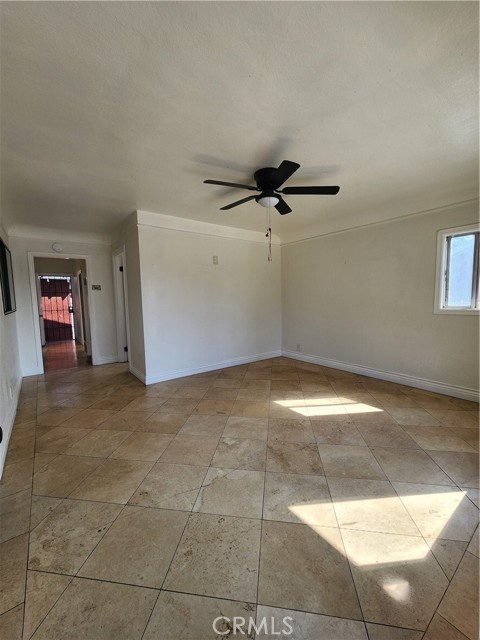 Detail Gallery Image 11 of 15 For 13402 S Willowbrook, Compton,  CA 90222 - 3 Beds | 2 Baths