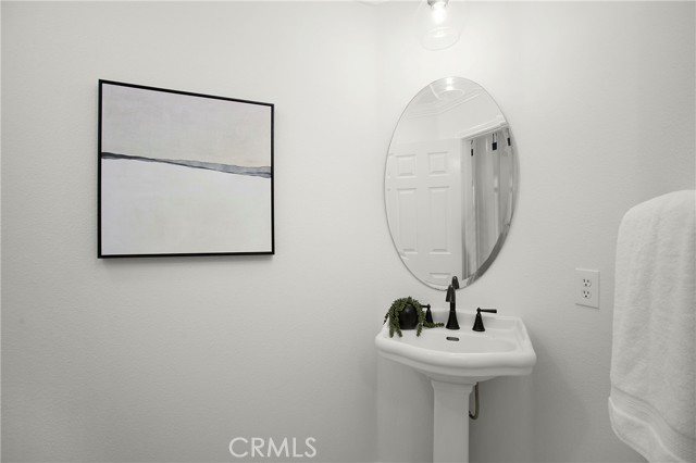 25 Santa Maria, Lake Forest CA: https://media.crmls.org/medias/a39353df-b17a-4c05-88bd-6afe14110fc1.jpg