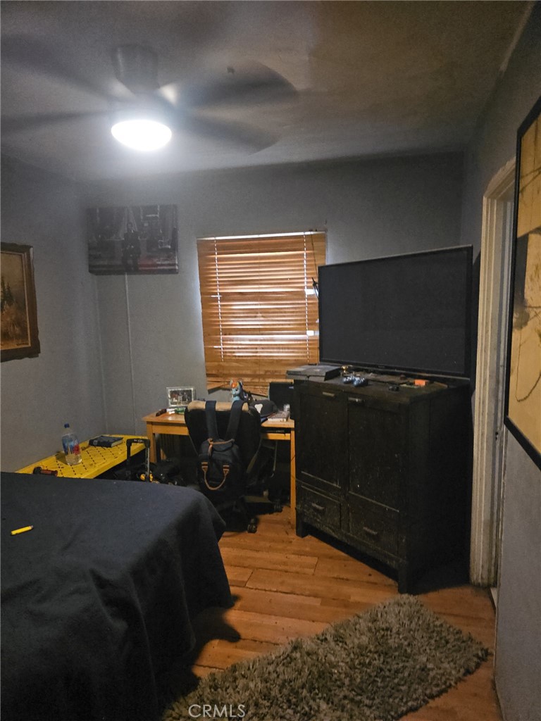 https://media.crmls.org/medias/a39364fc-7814-4913-b7c7-e0a47c7f9f44.jpg?preset=X-Large
