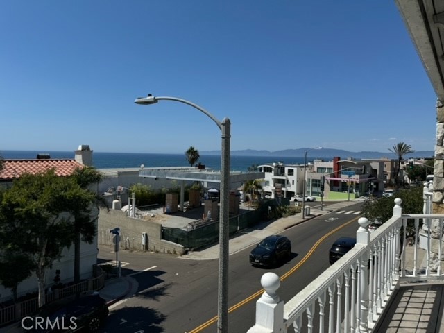 2104 Highland Ave #B, Manhattan Beach, CA 90266