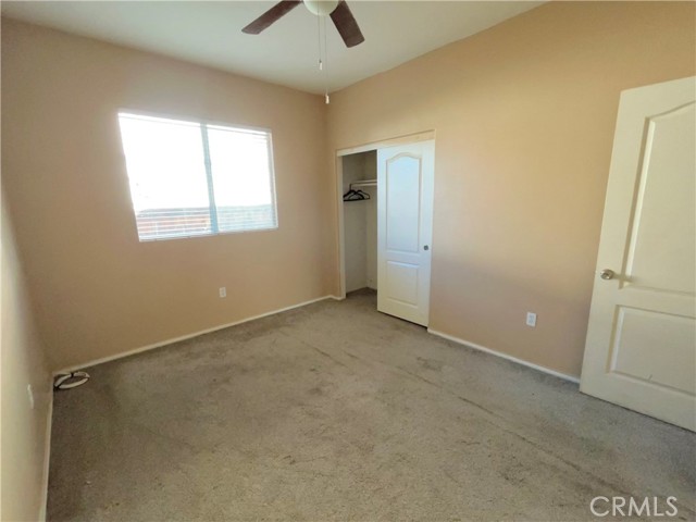 Detail Gallery Image 14 of 16 For 1110 Broadway Ln, Hemet,  CA 92545 - 3 Beds | 2 Baths