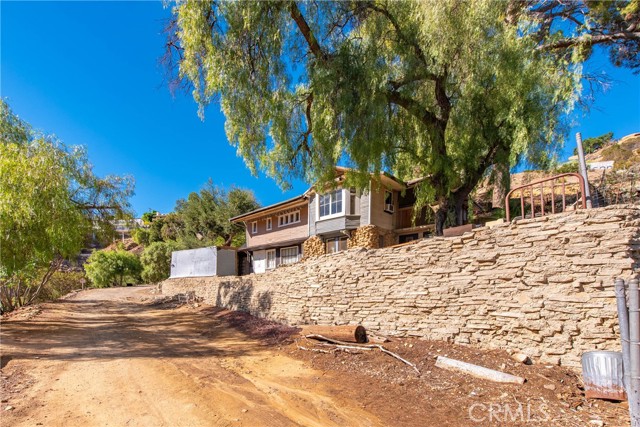 Image 21 of 24 For 24039 Eagle Mountain Street