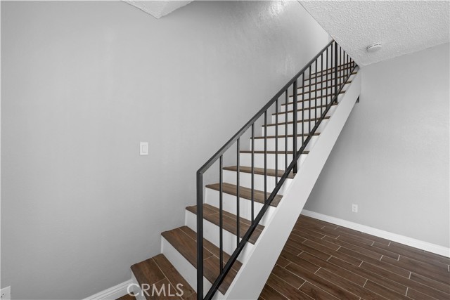 Detail Gallery Image 6 of 28 For 8126 Mountain View Ave a,  South Gate,  CA 90280 - 2 Beds | 1/1 Baths