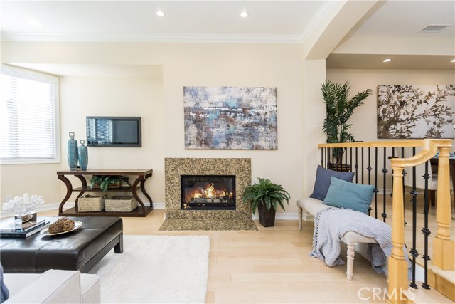 206 Calle Miramar, Redondo Beach, California 90277, 4 Bedrooms Bedrooms, ,3 BathroomsBathrooms,Residential,Sold,Calle Miramar,SB17021229