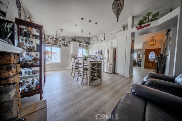 Detail Gallery Image 14 of 41 For 2786 Plaza Serena, Rialto,  CA 92377 - 3 Beds | 2 Baths