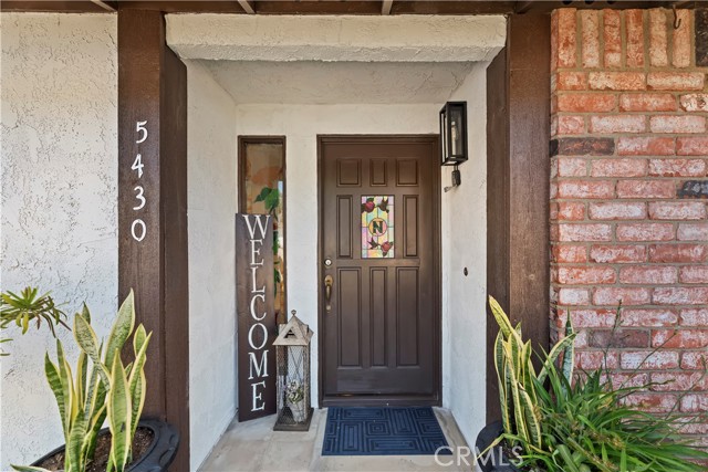 5430 Avenue Juan Bautista, Jurupa Valley CA: https://media.crmls.org/medias/a3971338-2f57-4dfe-bf5e-1f2065dc18c3.jpg