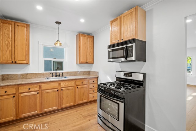 Detail Gallery Image 10 of 50 For 1116 E Doran St, Glendale,  CA 91206 - – Beds | – Baths