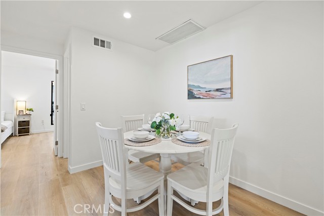 11107 Arminta Street, Sun Valley CA: https://media.crmls.org/medias/a398c9e3-5d1a-46b8-85c8-413981b4ed16.jpg
