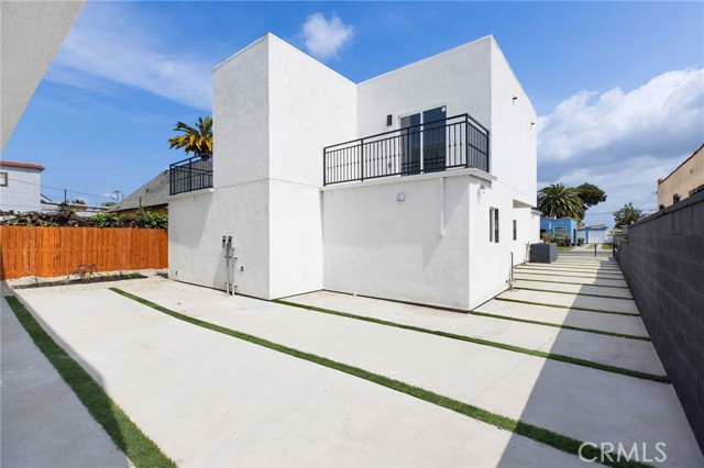 Detail Gallery Image 5 of 21 For 9613 S Hobart Bld, Los Angeles,  CA 90047 - – Beds | – Baths