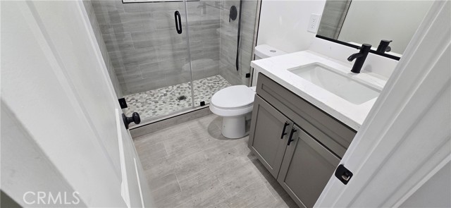 Detail Gallery Image 12 of 18 For 835 E 92nd St #4,  Los Angeles,  CA 90002 - 2 Beds | 1 Baths