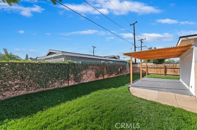 Detail Gallery Image 22 of 26 For 1950 E Mayfair Ave, Orange,  CA 92867 - 3 Beds | 2 Baths