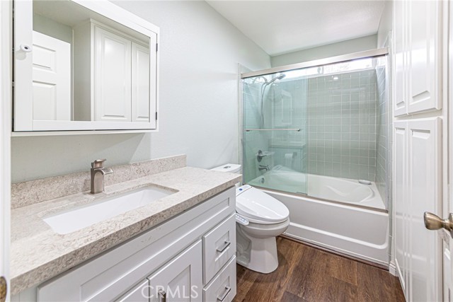 Detail Gallery Image 16 of 38 For 2535 Cypress Point Dr, Fullerton,  CA 92833 - 2 Beds | 2/1 Baths
