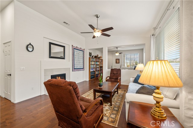 Detail Gallery Image 13 of 45 For 26519 Rim Creek, Menifee,  CA 92584 - 2 Beds | 2 Baths