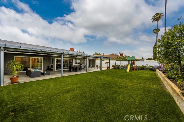 1624 Kingston Road, Placentia CA: https://media.crmls.org/medias/a39befde-e541-4433-98e3-4f841f98c253.jpg