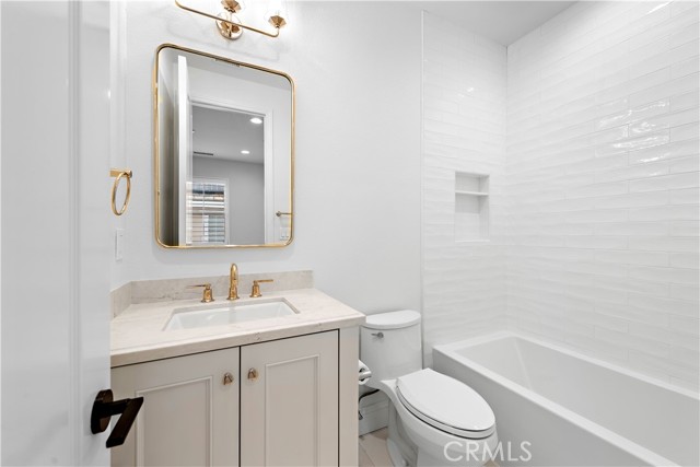 A39d1b52 0ce8 45fa A0db Fc01d426fed3