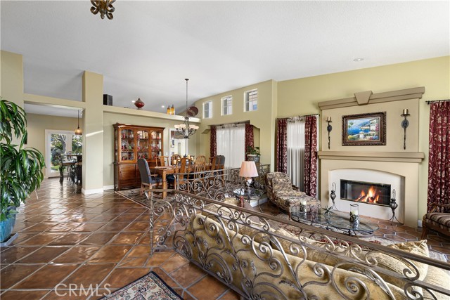 Detail Gallery Image 12 of 75 For 5376 Edgewood Dr, La Verne,  CA 91750 - 4 Beds | 3 Baths