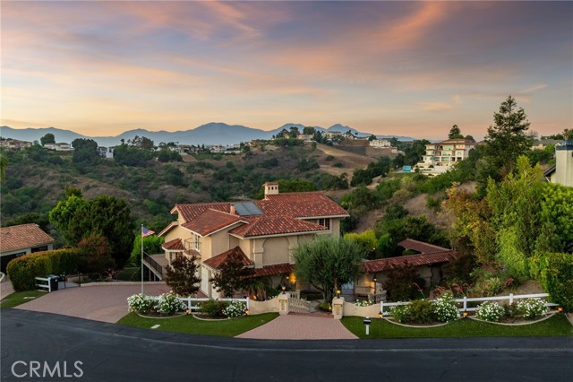 23511 Mirage Lane, Diamond Bar CA: https://media.crmls.org/medias/a39d6229-d3cc-4565-8b47-ab3dbf848349.jpg