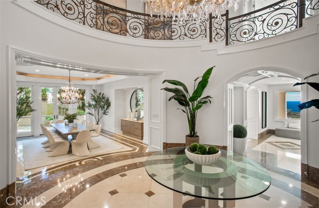 50 Pelican Crest, Newport Coast CA: https://media.crmls.org/medias/a39e8805-5005-453b-b258-8e06bb6a2dcd.jpg