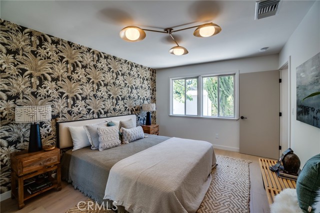 1393 Navarro Avenue, Pasadena CA: https://media.crmls.org/medias/a39fae0d-3552-40e4-a9eb-feeea42e42c4.jpg