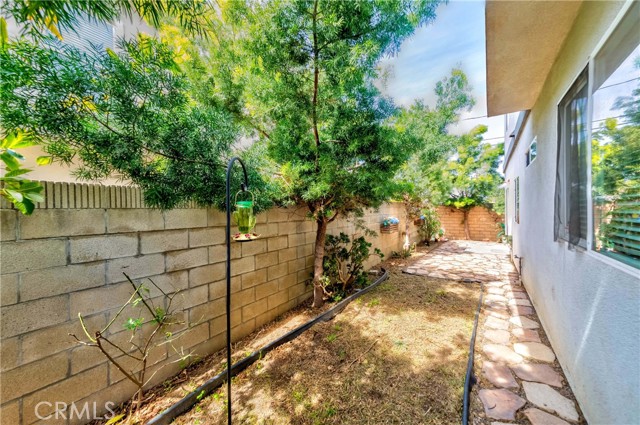 5612 Sprague Avenue, Cypress CA: https://media.crmls.org/medias/a3a0279f-0ac1-4111-811a-ba28760d2bea.jpg