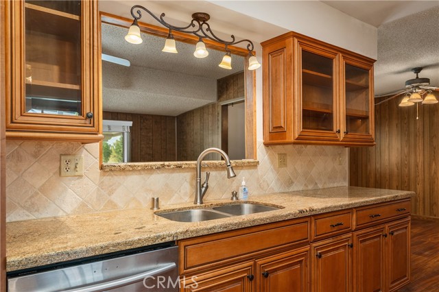 Detail Gallery Image 10 of 37 For 26390 Cedar Crest Dr, Menifee,  CA 92586 - 2 Beds | 2 Baths