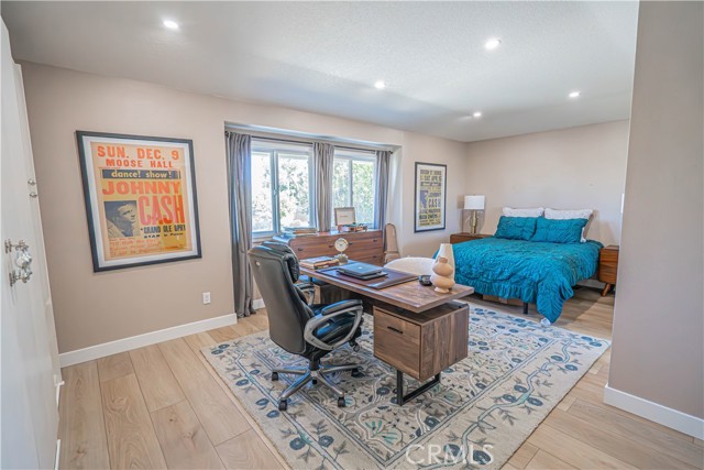 Detail Gallery Image 33 of 72 For 13198 Westport St, Moorpark,  CA 93021 - 5 Beds | 2/1 Baths