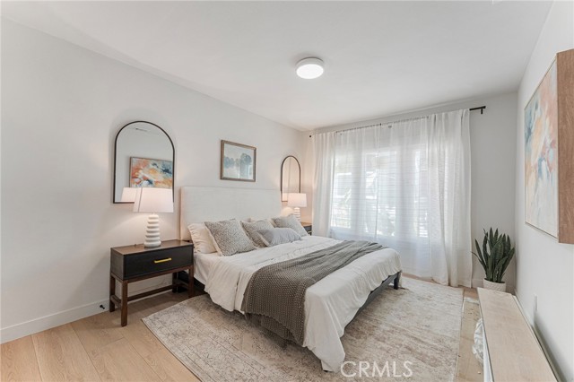 Detail Gallery Image 8 of 29 For 2626 Crestmoore Pl, Los Angeles,  CA 90065 - 2 Beds | 2 Baths