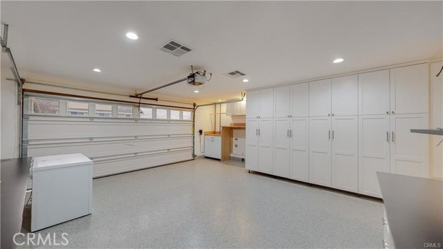 Detail Gallery Image 49 of 50 For 3119 Mesa Verde Dr, Burbank,  CA 91504 - 4 Beds | 3 Baths