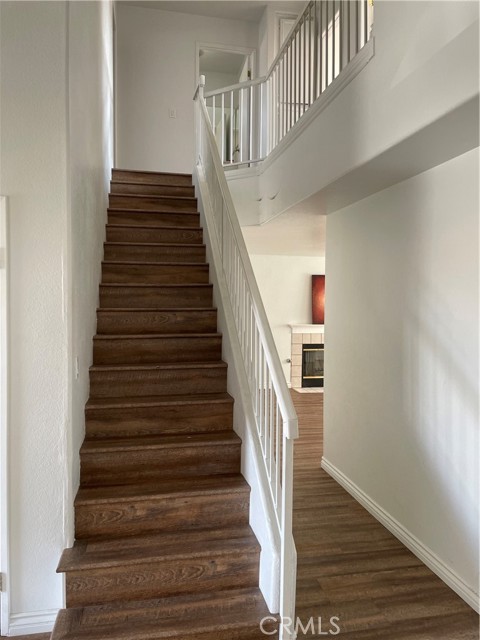 Detail Gallery Image 2 of 6 For 12683 1st Ave, Victorville,  CA 92395 - 4 Beds | 2/1 Baths