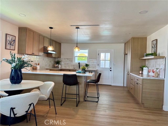 Detail Gallery Image 3 of 5 For 12414 Fallingleaf St, Garden Grove,  CA 92840 - 4 Beds | 2 Baths