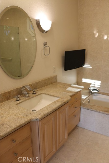 Detail Gallery Image 15 of 23 For 1201 Bayside Dr #101,  Corona Del Mar,  CA 92625 - 2 Beds | 2 Baths